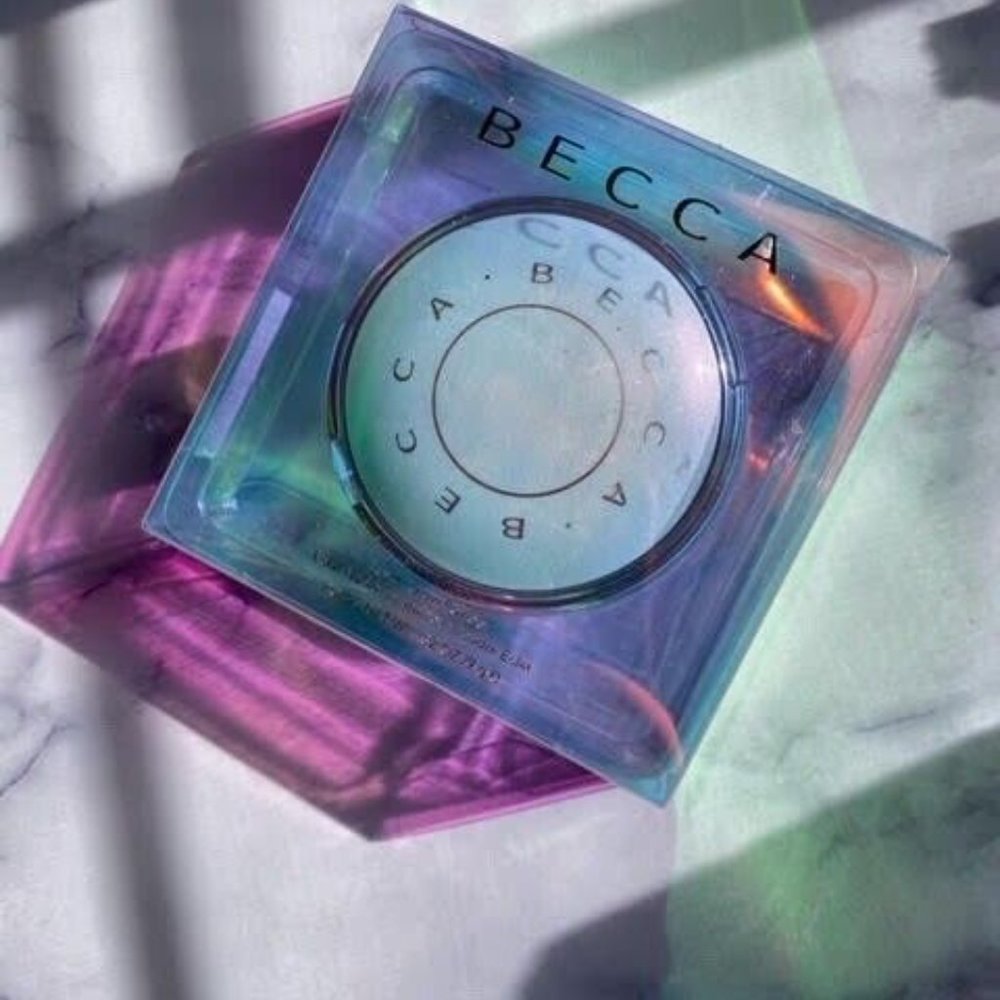 NEW! BECCA Pearl Glow Luster Glow Powder Highlighter in Pure Pearl Discontinued - Picture 3 of 12